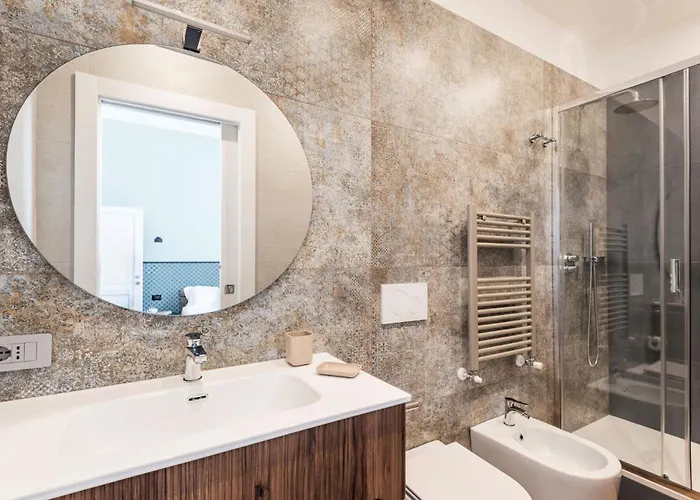 The Rent - Three-room Near Lungotevere Appartement Rome